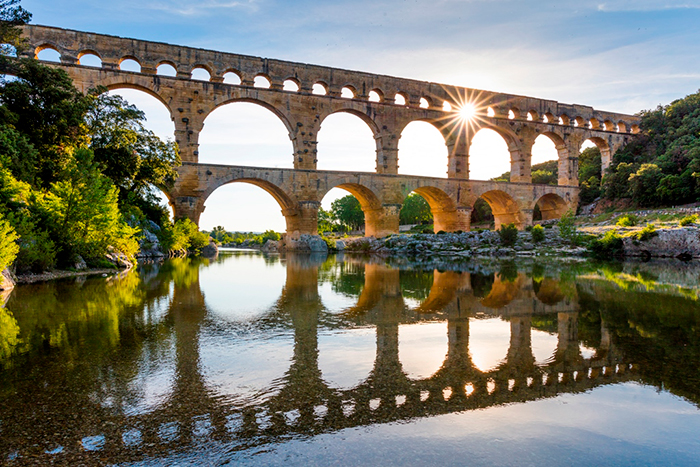 Pourquoi choisir un camping pour ses vacances dans le Gard